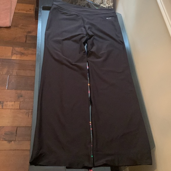 Dri Fit Large Wide Leg Athletic Pants - Picture 2 of 6